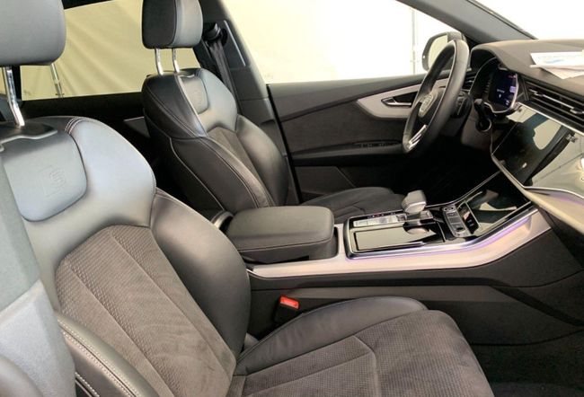 Audi Q8 55TFSI Quattro S Line  - Foto 7