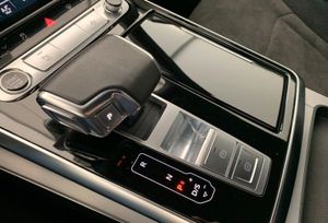 Audi Q8 55TFSI Quattro S Line  - Foto 15