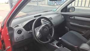 Suzuki Swift 1.3i  GL 5 puertas   - Foto 13