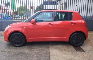 Suzuki Swift 1.3i  GL 5 puertas   - Foto 19