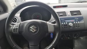 Suzuki Swift 1.3i  GL 5 puertas   - Foto 20