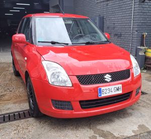 Suzuki Swift 1.3i  GL 5 puertas   - Foto 3