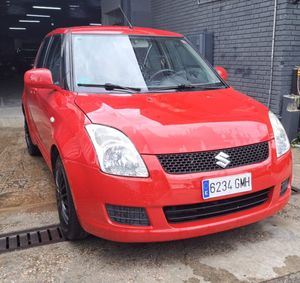 Suzuki Swift 1.3i  GL 5 puertas   - Foto 8