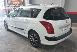 Peugeot 308 SW  1.6 HDI  7 PLAZAS   - Foto 7