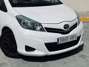 Toyota Yaris 1.4 D4D  CITY   - Foto 13