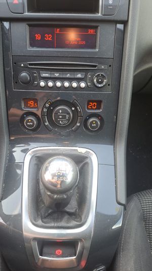Peugeot 5008 1.6 HDI 7 PLAZAS   - Foto 9