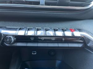Peugeot 3008 1.5 Blue HDi  Allure s&s   EAT 8  130cv   - Foto 15
