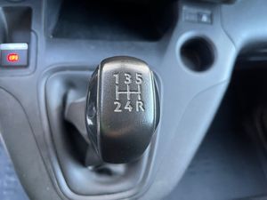 Peugeot Partner blue HDi  premium standar 600kg   - Foto 23