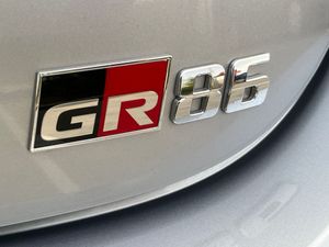 Toyota GR 86 2.4 Boxer TM 6V Coupe RZ   - Foto 9