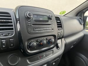 Opel Vivaro 1.6 CDTi  BITURBO combi  9 PLAZAS   - Foto 23