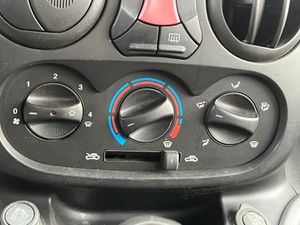 Fiat Doblò combi diesel 1.3 Mjt Active   - Foto 18
