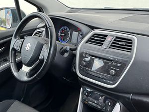 Suzuki SX4 S-cross 1.6 gle  4x4  120 CV   - Foto 12