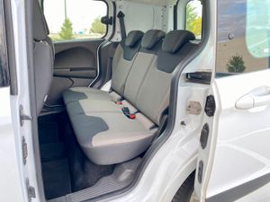 Ford Tourneo Courier Ambiente 1.5 TDCi 55 kW (75 CV)  - Foto 29