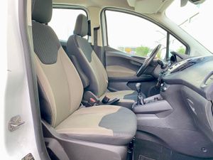 Ford Tourneo Courier Ambiente 1.5 TDCi 55 kW (75 CV)  - Foto 10