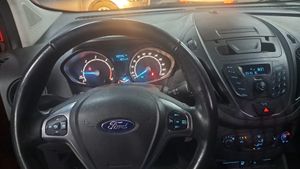 Ford Transit Courier 1.5TDCi Trend  100cv  - Foto 14