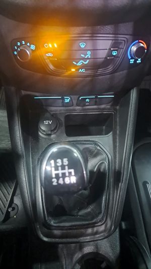 Ford Transit Courier 1.5TDCi Trend  100cv  - Foto 15