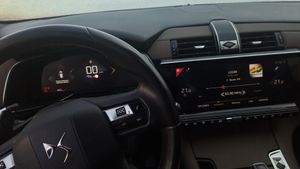 DS DS 7 Crossback 1.5 BLUEHDI  So Chic  130CV AUTOMATICO  - Foto 4