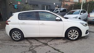 Peugeot 308 5p Style BlueHDi 130 S&S EAT8  - Foto 26