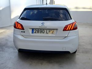 Peugeot 308 5p Style BlueHDi 130 S&S EAT8  - Foto 8