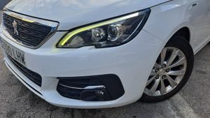 Peugeot 308 5p Style BlueHDi 130 S&S EAT8  - Foto 24