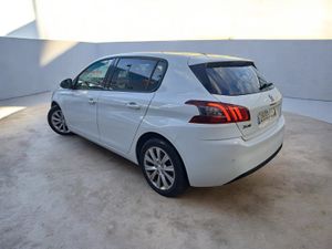 Peugeot 308 5p Style BlueHDi 130 S&S EAT8  - Foto 3