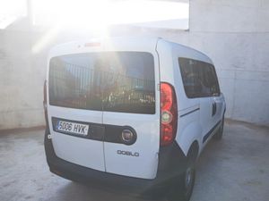 Fiat Doblò Dobló Panorama Active 1.3 Multijet 90  - Foto 4