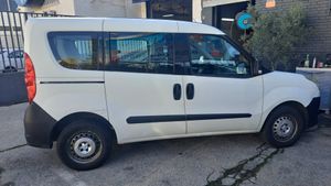 Fiat Doblò Dobló Panorama Active 1.3 Multijet 90  - Foto 9