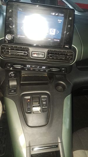 Citroën Berlingo ë- Talla M Eléctrico 50 kWh Shine  - Foto 17