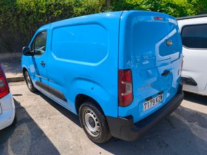 Peugeot Partner Premiun Standard BlueHDI 100cv  - Foto 5