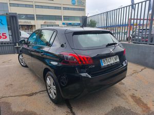 Peugeot 308 5p Active Pack BlueHDi 130 S&S  - Foto 4