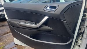 Peugeot 308 SW Confort 1.6 HDi 110 FAP 6 vel.  - Foto 13