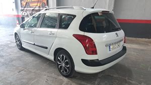 Peugeot 308 SW Confort 1.6 HDi 110 FAP 6 vel.  - Foto 9