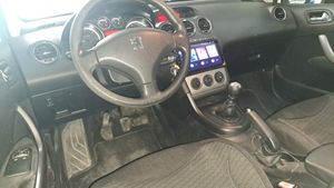 Peugeot 308 SW Confort 1.6 HDi 110 FAP 6 vel.  - Foto 10