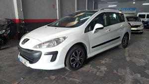 Peugeot 308 SW Confort 1.6 HDi 110 FAP 6 vel.  - Foto 19