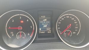 Volkswagen Scirocco 2.0 TDi  150 CV    R-Line  BMT  - Foto 8