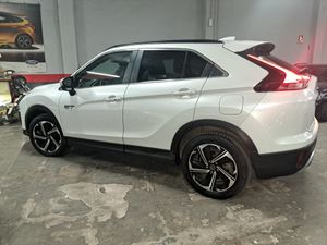 Mitsubishi Eclipse Cross 2.4 PHEV  KAITEKI AUTO  4X4  - Foto 9