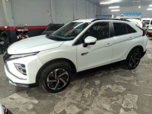 Mitsubishi Eclipse Cross 2.4 PHEV  KAITEKI AUTO  4X4  - Foto 10