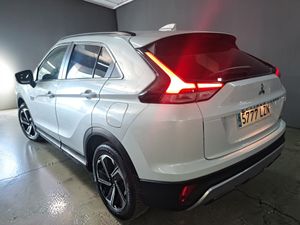 Mitsubishi Eclipse Cross 2.4 PHEV  KAITEKI AUTO  4X4  - Foto 3