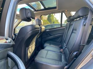 BMW X5 XDrive 40dA  306 cv   7 PLAZAS  - Foto 9