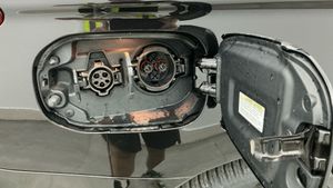 Mitsubishi Outlander PHEV Kaiteki 4WD  - Foto 14