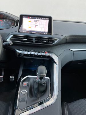 Peugeot 5008 GT Line 1.5 BlueHDi 130 S&S  - Foto 26