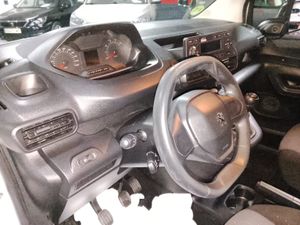 Peugeot Partner PRO STANDAR  600KG   BLUE HDi  - Foto 17