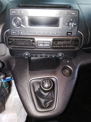 Peugeot Partner PRO STANDAR  600KG   BLUE HDi  - Foto 14