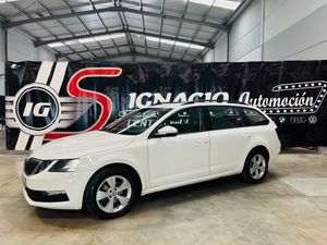 Skoda Octavia Combi 1.6TDI 115    - Foto 2