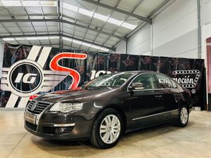 Volkswagen Passat 2.0TDI Highline   - Foto 2