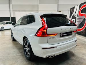 Volvo XC-60 T8 AWD INSCRIPTION   - Foto 2