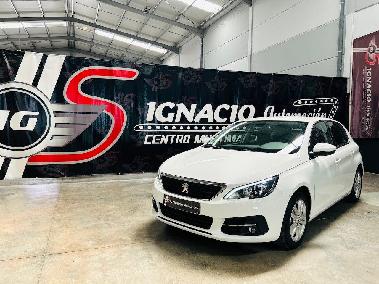 Peugeot 308 Hdi Active Pack 100   - Foto 1