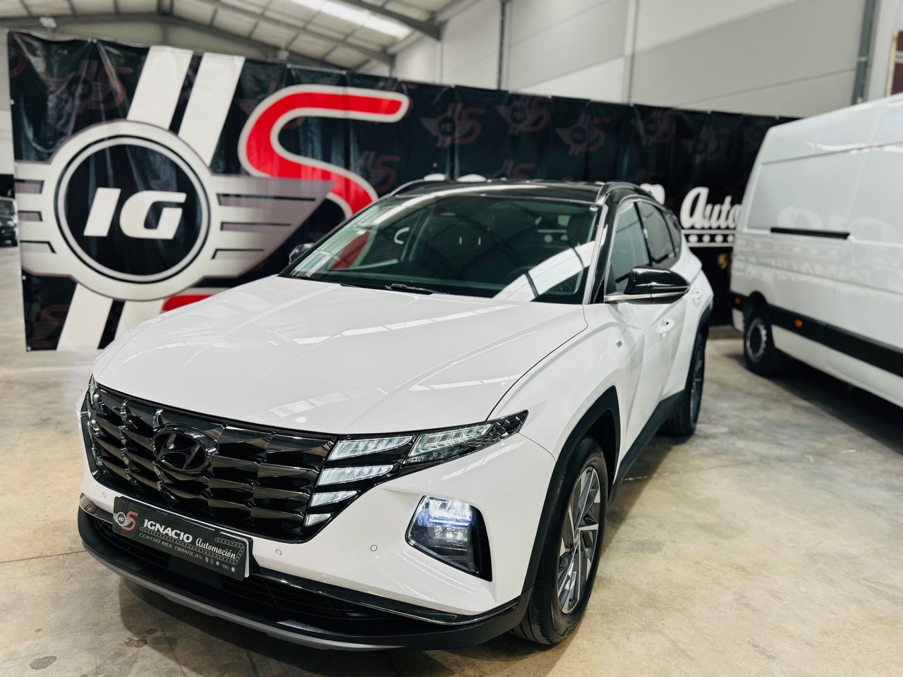 Hyundai Tucson 1.6CRDI Hybrid 48V Tecno DCT   - Foto 1