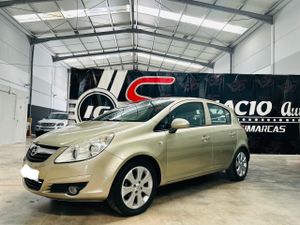 Opel Corsa 1.4i Enjoy   - Foto 2