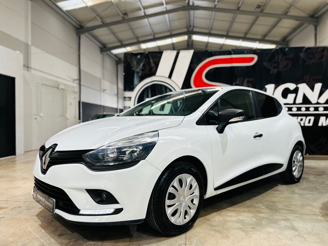 Renault Clio 1.5dci Business    - Foto 1